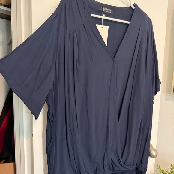 Bloomchic Navy V-Neck Draped Women's Top Size 22-24 - Picture 4 of 7